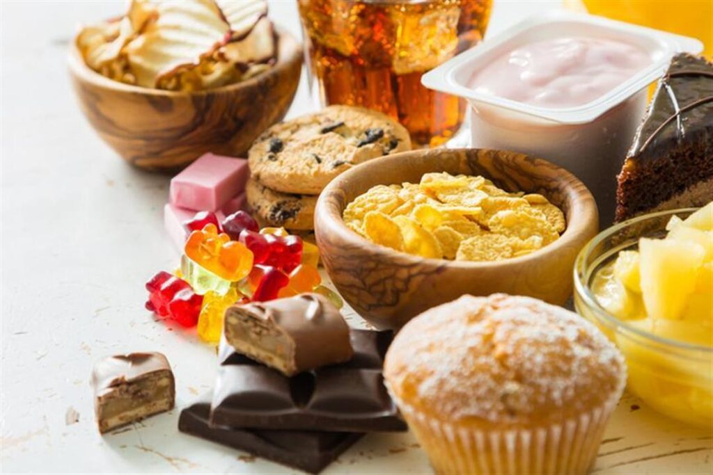 الوجبات السكرية ليلاً ترفع ضغط الدم تدريجياً