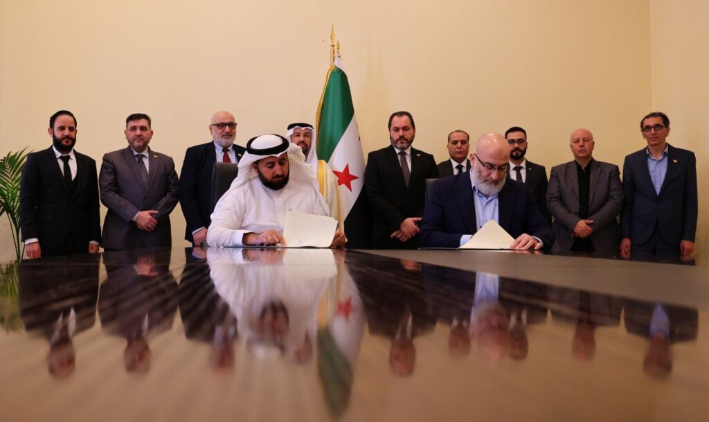 وزارة السياحة توقع اتفاقية مع “علم” السعودية لتعزيز التحول الرقمي وحوكمة البيانات