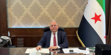 وزير المالية يعلن آلية إعادة صرف رواتب المتقاعدين في سوريا.. ما الفئات المشمولة؟