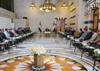 الرئيس الشرع يلتقي مع عدد من الإعلاميين ونشطاء المجتمع المدني