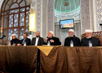 لقاء لعلماء وشيوخ دمشق للتوقيع على ميثاق وحدة الخطاب الإسلامي