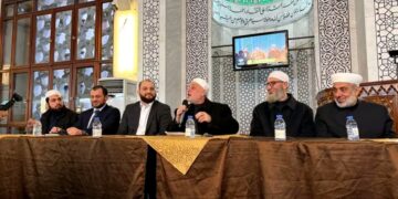 لقاء لعلماء وشيوخ دمشق للتوقيع على ميثاق وحدة الخطاب الإسلامي