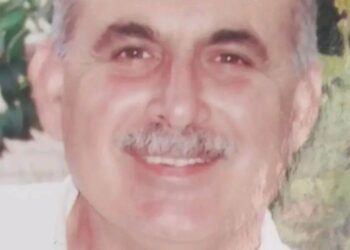 الخليوي.. أخطر سلاح للتجسس..