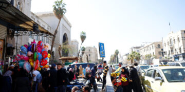 تفاوت الأسعار بين سوريا والجوار.. جشع التجار أم تحديات السوق؟