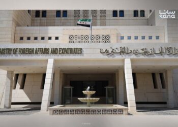 استجابة للأوضاع الإنسانية في لبنان.. سوريا تفتح ممر “ترانزيت” لكوادر الاتحاد الدولي (IFRC)