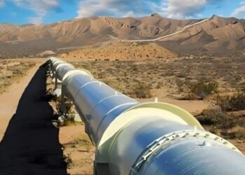 العراق يدرس إعادة بناء خط نفطي جديد يصل إلى ميناء بانياس السوري