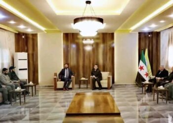 المبعوث الرئاسي يجتمع مع قيادات “قسد” لمتابعة تنفيذ بنود الاندماج