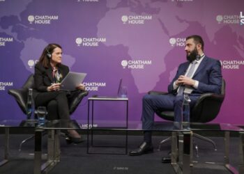 الرئيس الشرع يشارك في جلسة حوارية في المعهد الملكي للشؤون الدولية في العاصمة البريطانية لندن