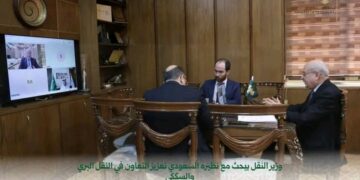 وزير النقل يبحث مع نظيره السعودي تعزيز التعاون في مجال النقل البري والسككي