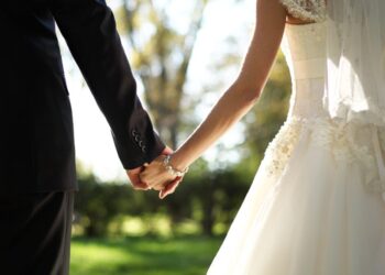 الأسرة والزواج في سوريا.. تحديات الواقع وآفاق المعالجة