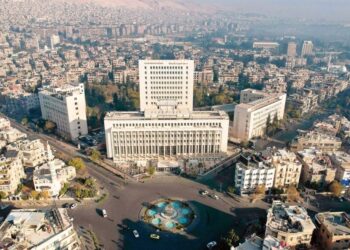 كيف يتحقق الاستقرار النقدي في ظل تحديات داخلية ومتغيرات إقليمية؟