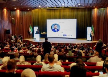 إطلاق مبادرة «مليون مستخدم» للذكاء الاصطناعي.. وتخريج أول دفعة مدربين