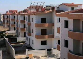تسليم 310 شقق سكنية ضمن مشاريع التعاون السكني في دير عطية بريف دمشق