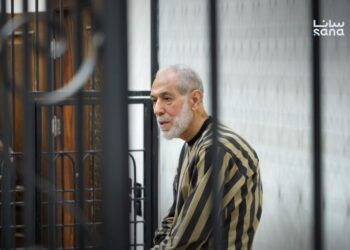 الجنايات الرابعة تدين مفتي النظام البائد بجرائم حرب وتحكم عليه بالسجن المؤبد ‏