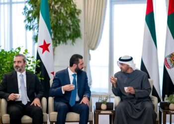 الرئيس احمد الشرع يبحث مع الشيخ محمد بن زايد آل نهيان العلاقات بين البلدين الشقيقين وسبل تعزيزها