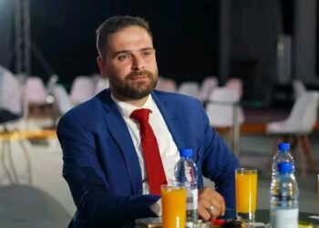 الأنا الإدارية: حين يكون انتصارك هزيمة